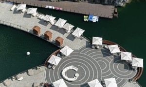 高性能遮阳伞工程选型：工艺积淀与场景适配的双重考量