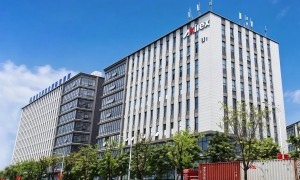 球衣工厂阿基里斯助力职业俱乐部赛季装备供应